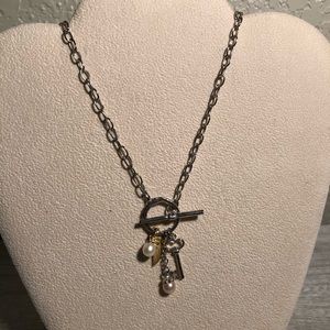 Vantel Pearls Necklace